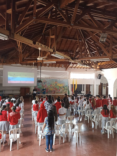 Colegio Gimnasio Los Cedros