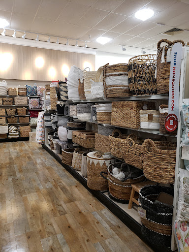 Department Store «HomeGoods», reviews and photos, 4155 9th St N, Naples, FL 34103, USA
