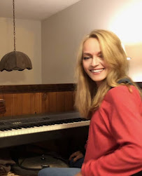 Marina Z Piano Studio - Photo 8 - Car repair in , Providence