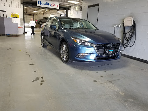 Car Dealer «Lunde Auto Center», reviews and photos, 140 40th St S, Fargo, ND 58103, USA