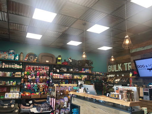 Pet Groomer «Dog & Hydrant», reviews and photos, 9240 Old Redwood Hwy #120, Windsor, CA 95492, USA