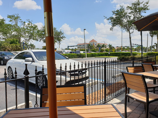 Restaurant «South Street», reviews and photos, 1410 Pine Ridge Rd, Naples, FL 34108, USA