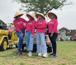 VW BOROBUDUR photo