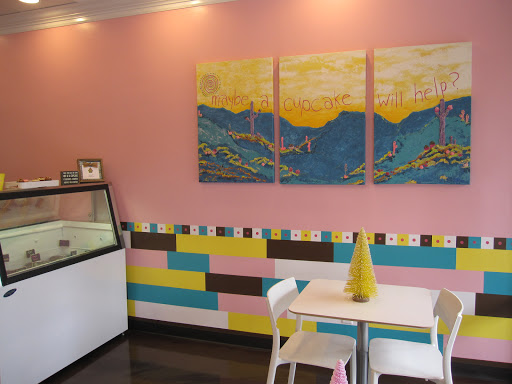 Bakery «Smallcakes Cupcakery & Creamery», reviews and photos, 9699 N Hayden Rd #109, Scottsdale, AZ 85258, USA