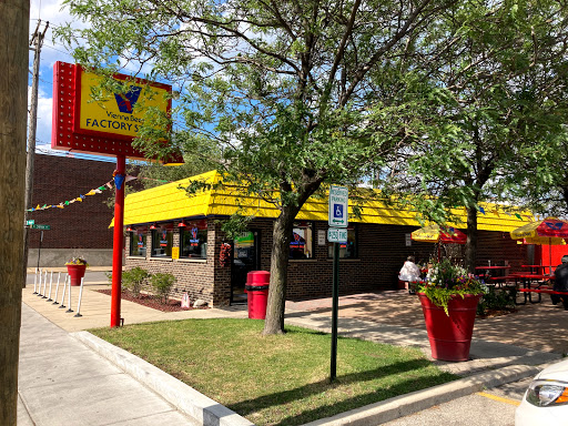 Fast Food Restaurant «Vienna Beef Factory Store», reviews and photos, 3847 S Morgan St, Chicago, IL 60609, USA