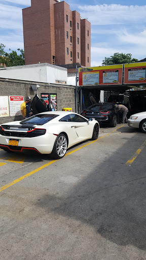 Car Wash «Sparkles Carwash & Quick Lube», reviews and photos, 3107 Farrington St, Flushing, NY 11354, USA