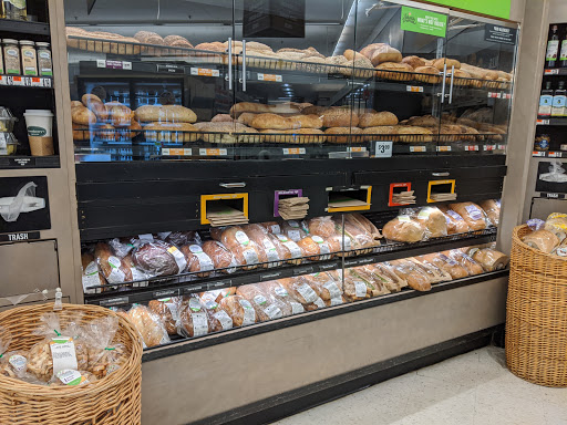 Grocery Store «Giant», reviews and photos, 1454 Chain Bridge Rd, McLean, VA 22101, USA