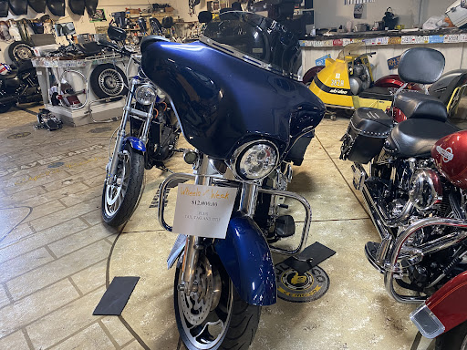 Used Motorcycle Dealer «GRAY BEARDS CYCLE BARN», reviews and photos, 4700 US-1, Mims, FL 32754, USA