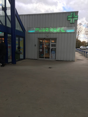 Pharmacie Baumard / Quartier Henri Dunant à la Flêche à La Flèche