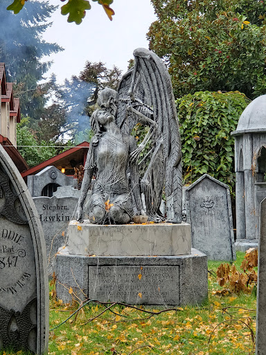 Tourist Attraction «Davis Graveyard», reviews and photos, 8703 SE 43rd Ave, Milwaukie, OR 97222, USA