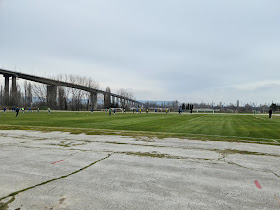 Стадион Корабостроител