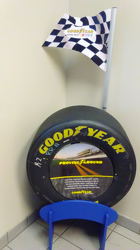 Tire Shop «Goodyear Auto Service Center», reviews and photos, 13360 US-301, Riverview, FL 33578, USA