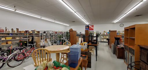 Thrift Store «Beechmont Goodwill Store», reviews and photos, 4051 Commercial Blvd, Cincinnati, OH 45245, USA