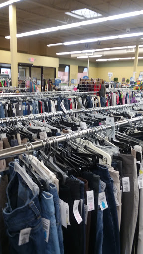 Thrift Store «Goodwill Store and Donation Center», reviews and photos, 1484 E Ellis Rd, Norton Shores, MI 49444, USA
