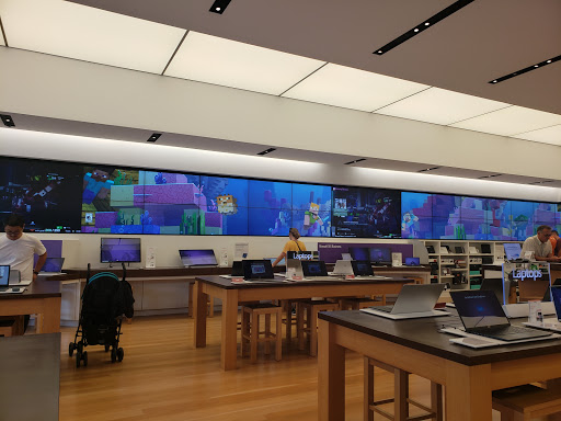 Computer Store «Microsoft Store - The Domain», reviews and photos, 3309 Esperanza Crossing #104, Austin, TX 78758, USA