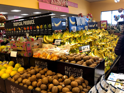 Supermarket «Super Stop & Shop», reviews and photos, 164 Main St, Saugus, MA 01906, USA