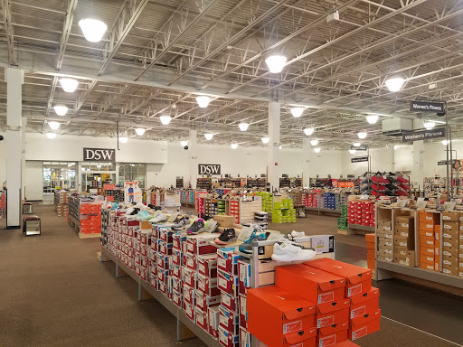Shoe Store «DSW Designer Shoe Warehouse», reviews and photos, 2201 S Interstate 35 E, Denton, TX 76205, USA