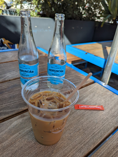 Coffee Shop «Intelligentsia Coffee Silver Lake Coffeebar», reviews and photos, 3922 Sunset Blvd, Los Angeles, CA 90029, USA