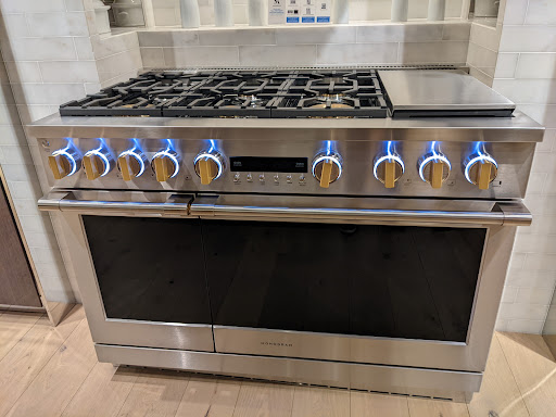 Electronics Store «Abt», reviews and photos, 1200 N Milwaukee Ave, Glenview, IL 60025, USA