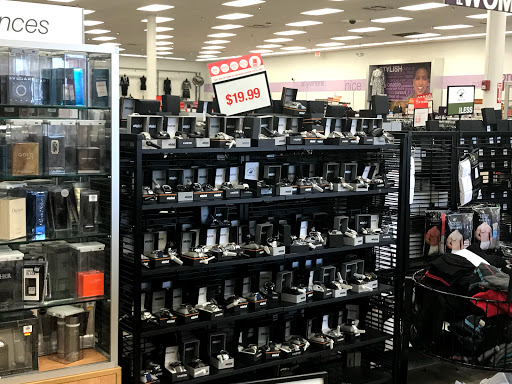 Clothing Store «K&G Fashion Superstore», reviews and photos, 908 Morse Rd, Columbus, OH 43229, USA