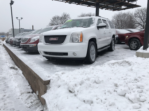 Used Car Dealer «Car King», reviews and photos, 10124 W Greenfield Ave, Milwaukee, WI 53214, USA