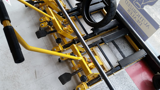 Motorcycle Parts Store «KIRKLAND MOTORCYCLES», reviews and photos, 12313 Club Dr, Tampa, FL 33612, USA