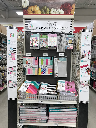 Craft Store «Michaels», reviews and photos, 14685 W 119th St, Olathe, KS 66062, USA