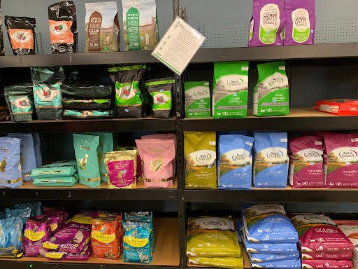 Pet Supply Store «Pet Source», reviews and photos, 1927 Spartanburg Hwy, Hendersonville, NC 28792, USA