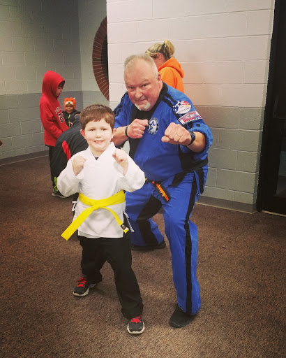 Auditorium «Overland Community Center», reviews and photos, 9119 Lackland Rd, Overland, MO 63114, USA