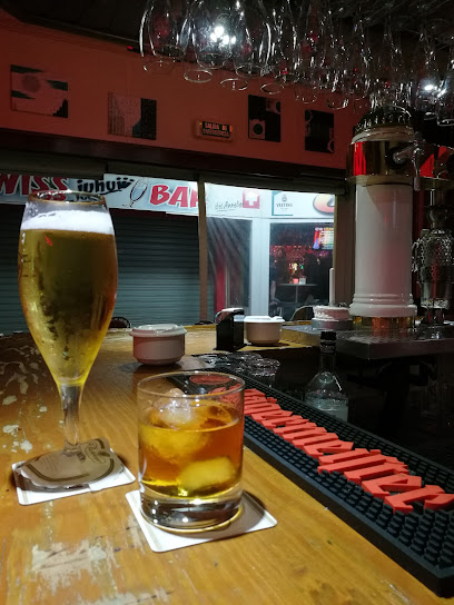 Bar un momento - Av. de Alemania, 3, 35100 San Bartolomé de Tirajana, Las Palmas, Spain