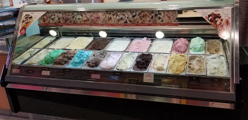Ice Cream Shop «Cold Stone Creamery», reviews and photos, 2015 S Hurstbourne Pkwy, Louisville, KY 40220, USA