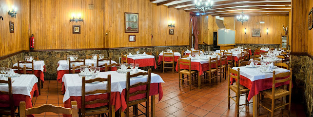 Restaurante El Museo de las Fuentes - C. de Salvador Minguijón, 3, 50002 Zaragoza, Spain