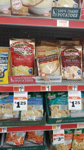 Dollar Store «FAMILY DOLLAR», reviews and photos, 901 Central St, Leominster, MA 01453, USA