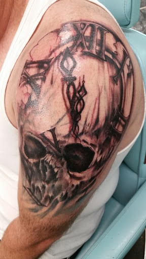 Explore a court of thorns and roses tattoo ideas, creative tattoo ideas in Longview, available at Fugis Tattoo Shop