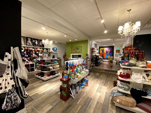 Pet Supply Store «Diggidy Dog», reviews and photos, Ocean Ave & Monte Verde St, Carmel-By-The-Sea, CA 93923, USA