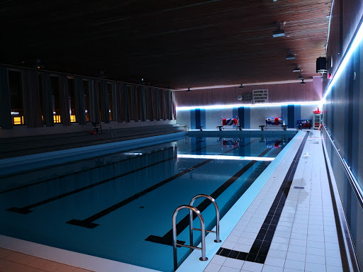 Holmestrand Svømmehall