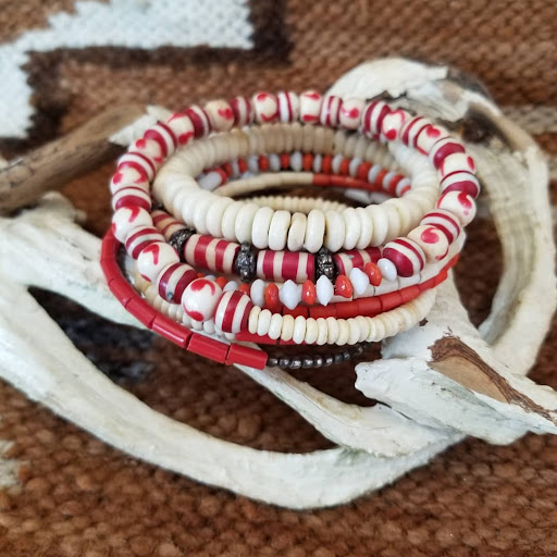 Thrift Store «Beverly Bootstraps Thrift Shop», reviews and photos