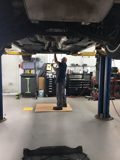 Car Dealer «Cherry Hill Volvo Cars», reviews and photos, 1810 Marlton Pike W, Cherry Hill, NJ 08002, USA