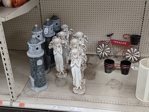 Home Improvement Store «Menards», reviews and photos, 12701 Middlebelt Rd, Livonia, MI 48150, USA