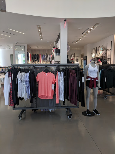 Sportswear Store «lululemon», reviews and photos, 563 Newport Center Dr, Newport Beach, CA 92660, USA