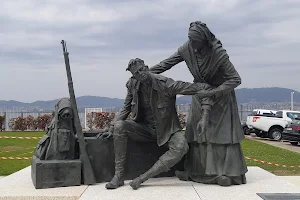 Monumento homenaxe aos héroes de Cuba repatriados image