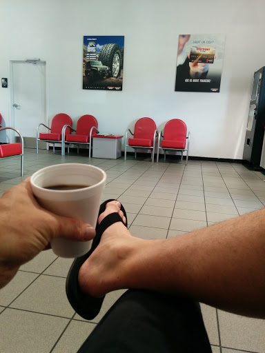 Tire Shop «Discount Tire Store - Ocala, FL», reviews and photos, 2701 SW College Rd #800, Ocala, FL 34474, USA