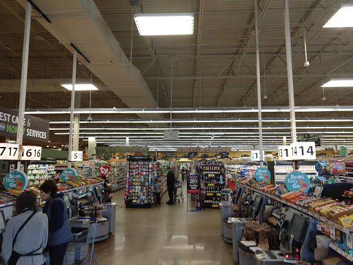 Grocery Store «Kroger», reviews and photos, 20730 Pontiac Trail, South Lyon, MI 48178, USA