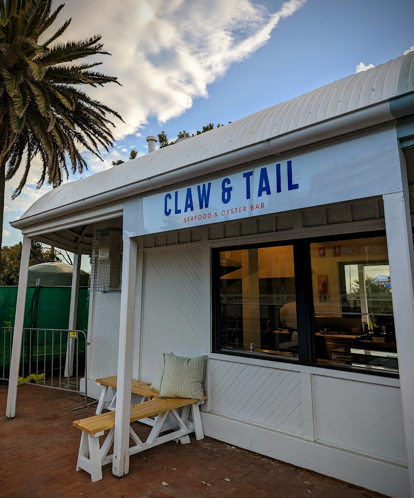 Claw And Tail - Seafood & Oyster Bar 3182