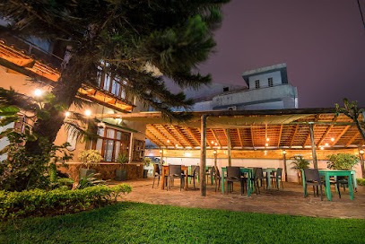 Sommerschield Guest House & Restaurant - Rua Beijo da Mulata 148 Maputo, 1102, Mozambique
