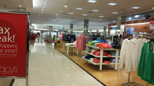 Shopping Mall «Rivergate Mall», reviews and photos, 1000 Rivergate Pkwy #1, Goodlettsville, TN 37072, USA