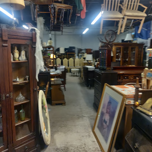 Thrift Store «Barn Auction House», reviews and photos, 440 W Chester Pike, Ridley Park, PA 19078, USA
