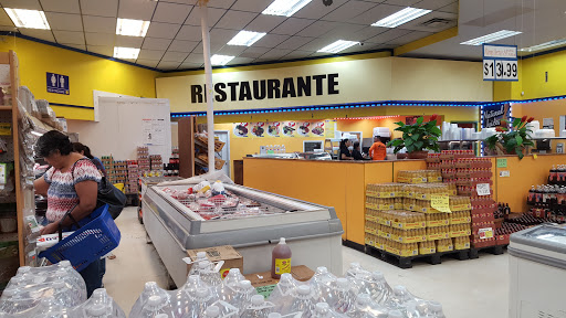 Supermarket «Quadro Supermarket», reviews and photos, 8401 N Armenia Ave, Tampa, FL 33604, USA