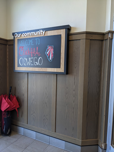 Fast Food Restaurant «Chick-fil-A», reviews and photos, 2740 US-34, Oswego, IL 60543, USA