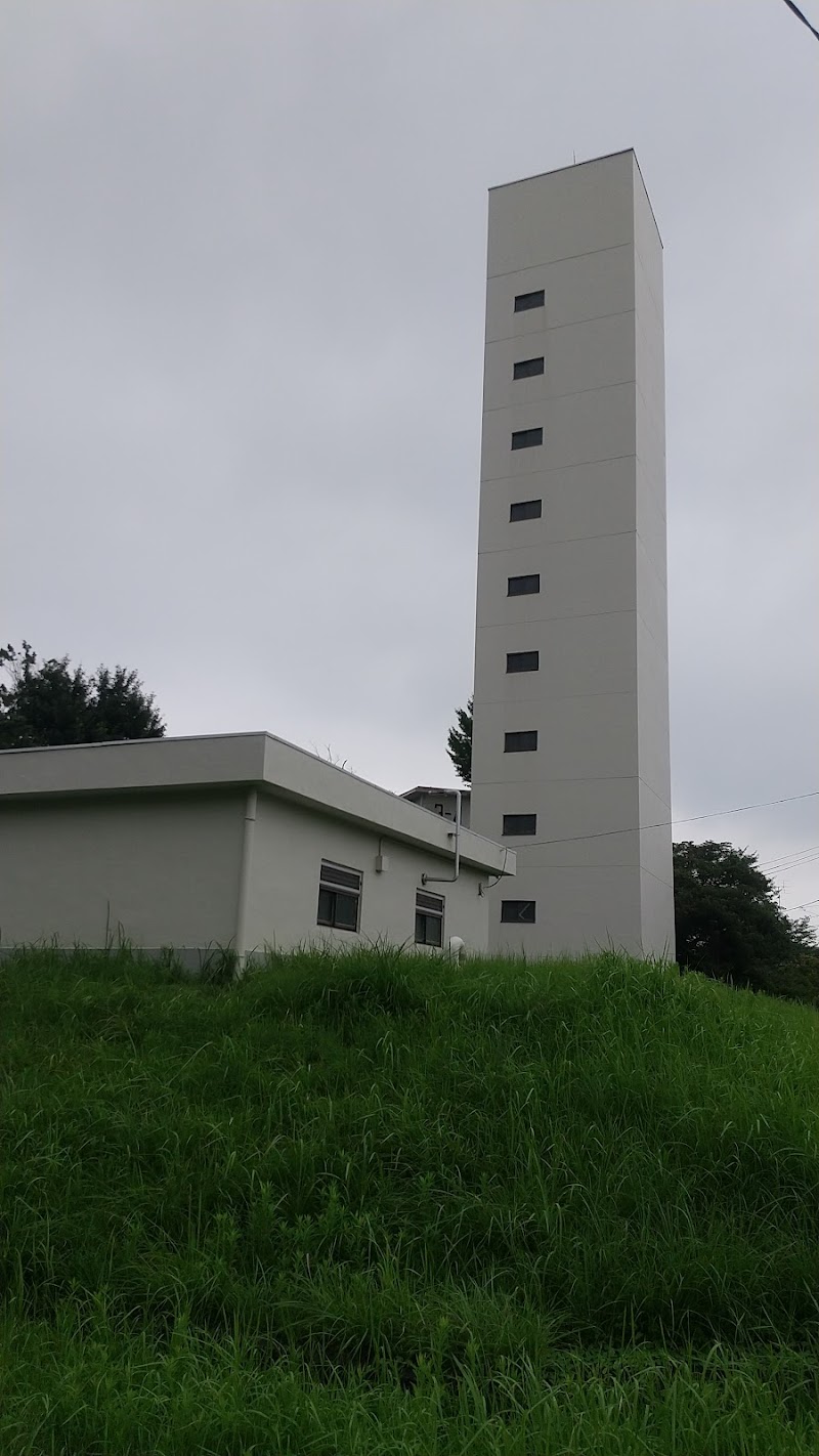 たまプラーザ団地配水塔